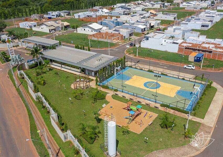 Terreno em Condomínio à venda no Costa Leste Loteamento Fechado: 