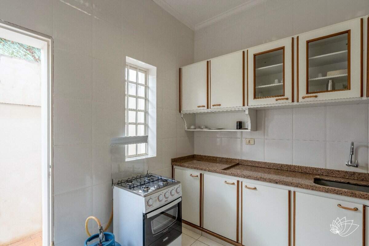 Prédio Comercial à venda no Centro: 