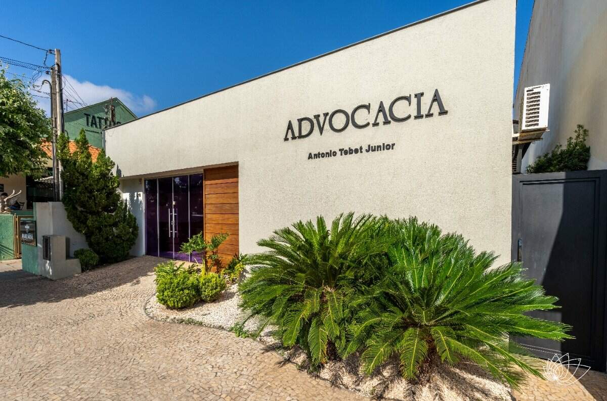 Prédio Comercial à venda no Centro: 