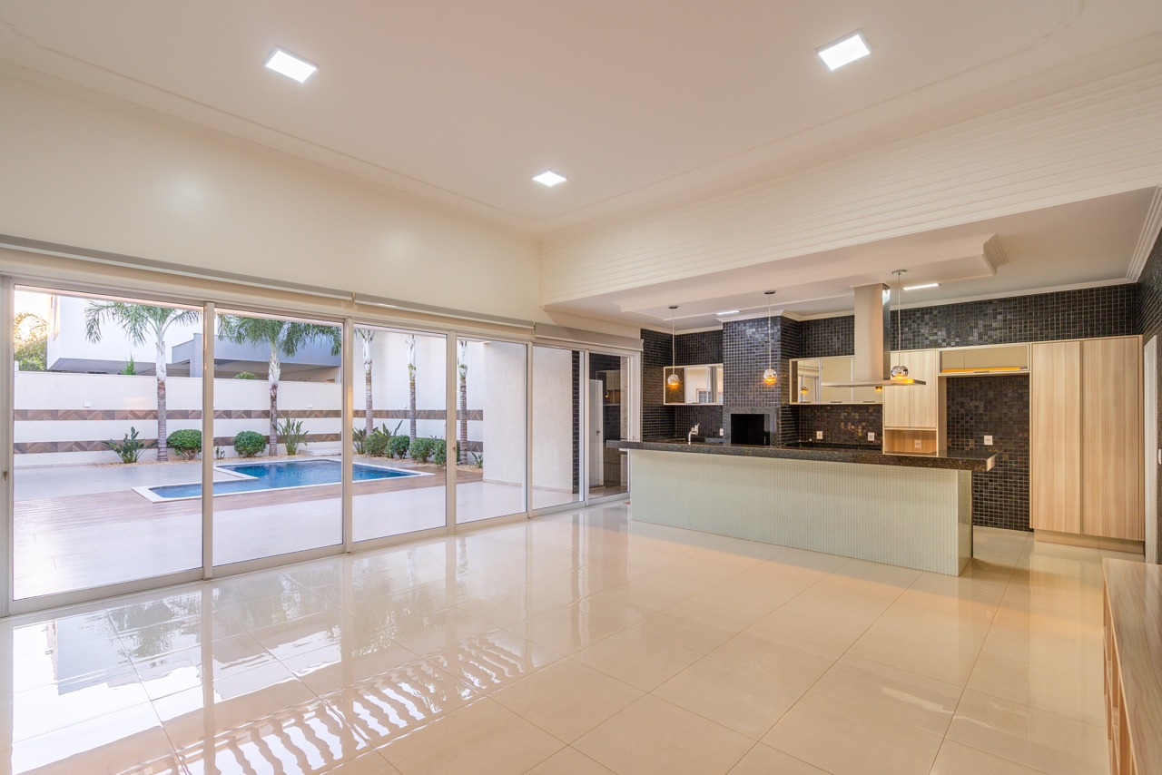 Casa em Condomínio à venda no Condomínio Alto dos Ipês: 