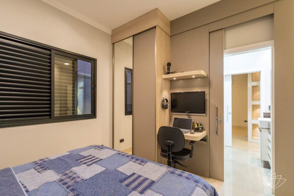 Casa em Condomínio à venda no Village do Lago: 