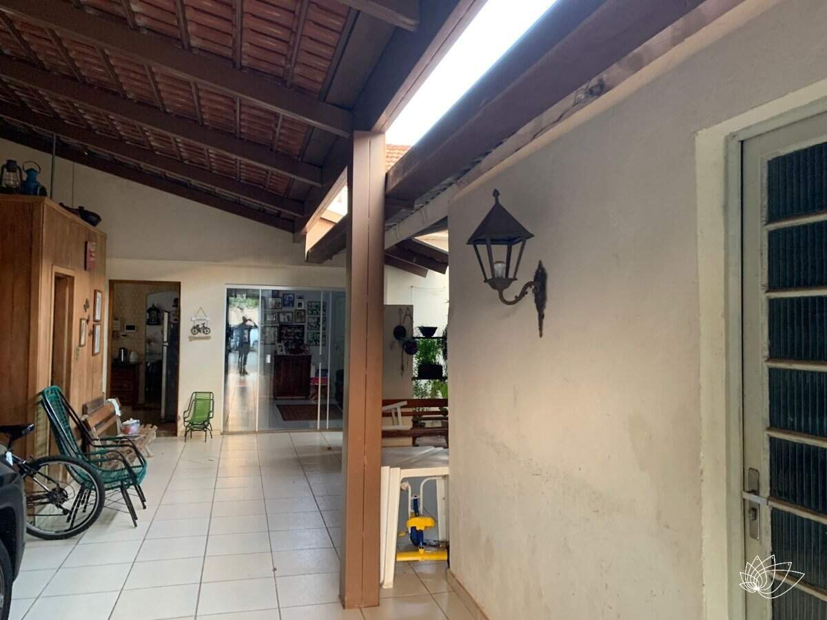 Casa à venda no Centro: