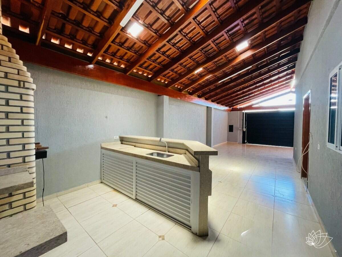 Casa à venda no Santos Dumont: 