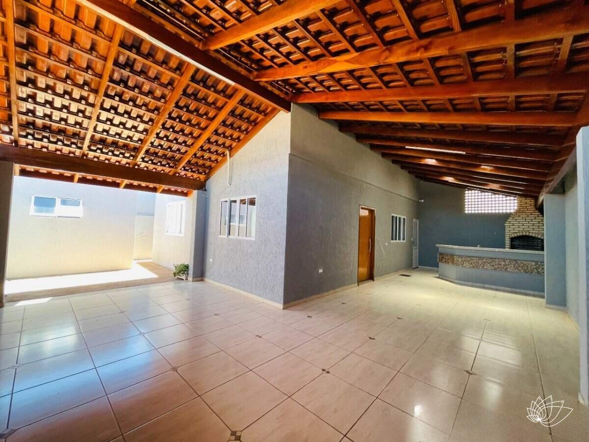 Casa à venda no Santos Dumont: 