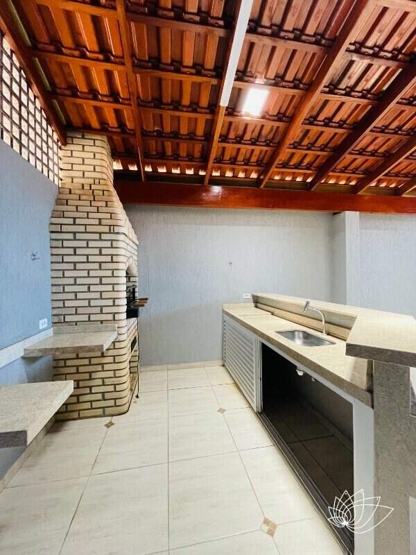 Casa à venda no Santos Dumont: 