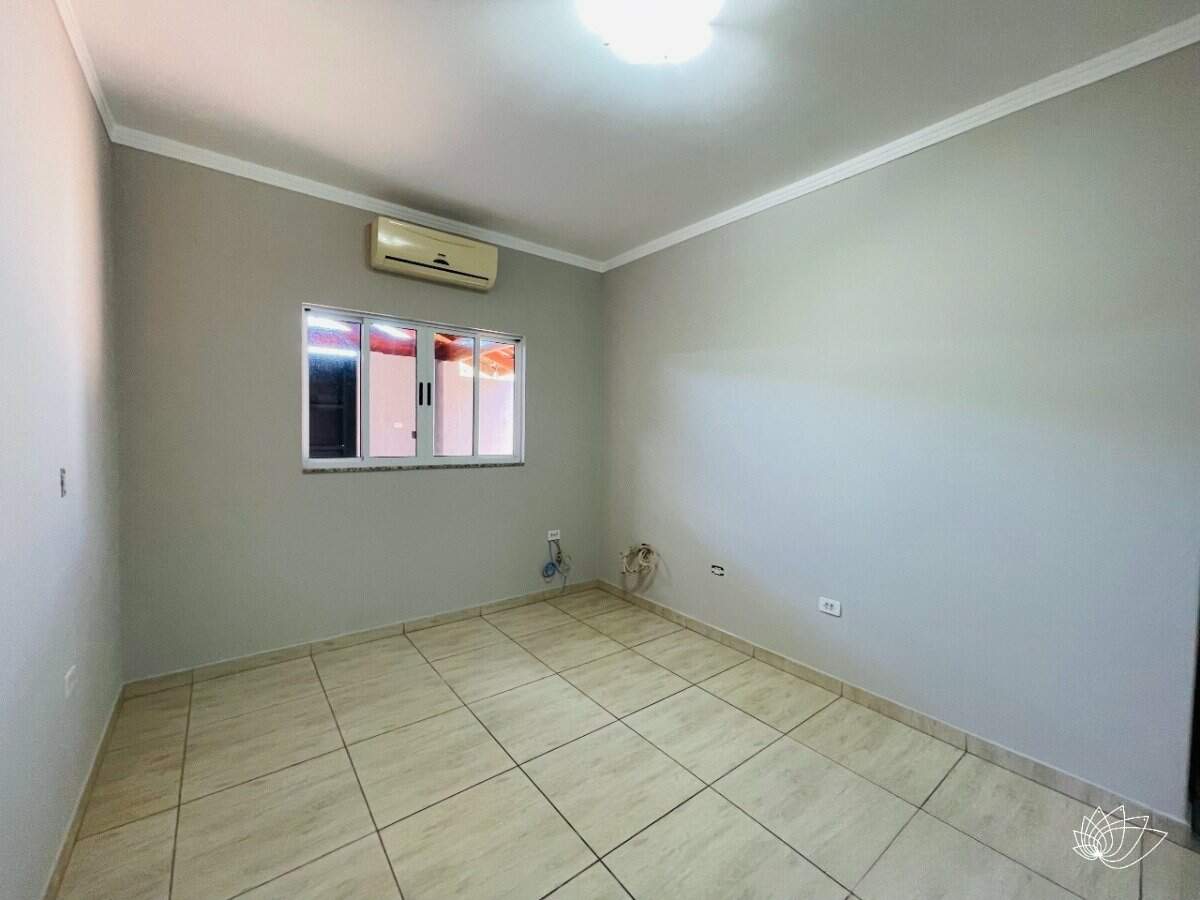 Casa à venda no Santos Dumont: 