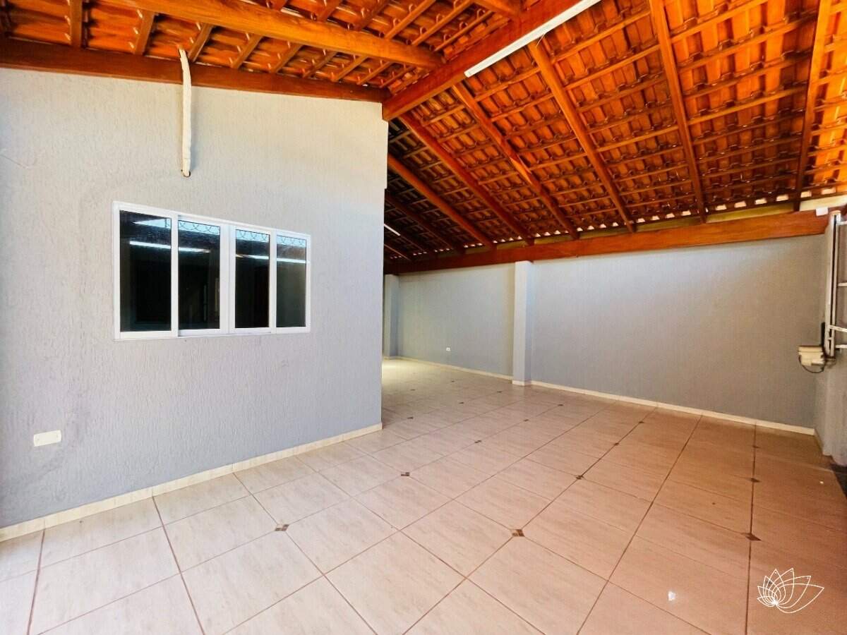 Casa à venda no Santos Dumont: 