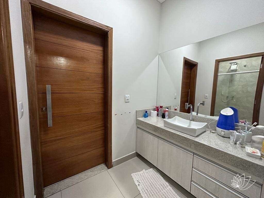 Casa à venda no Colinos: 