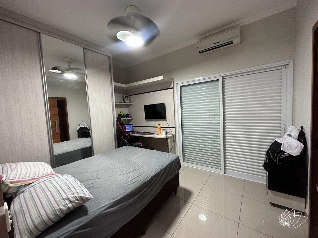 Casa à venda no Colinos: 