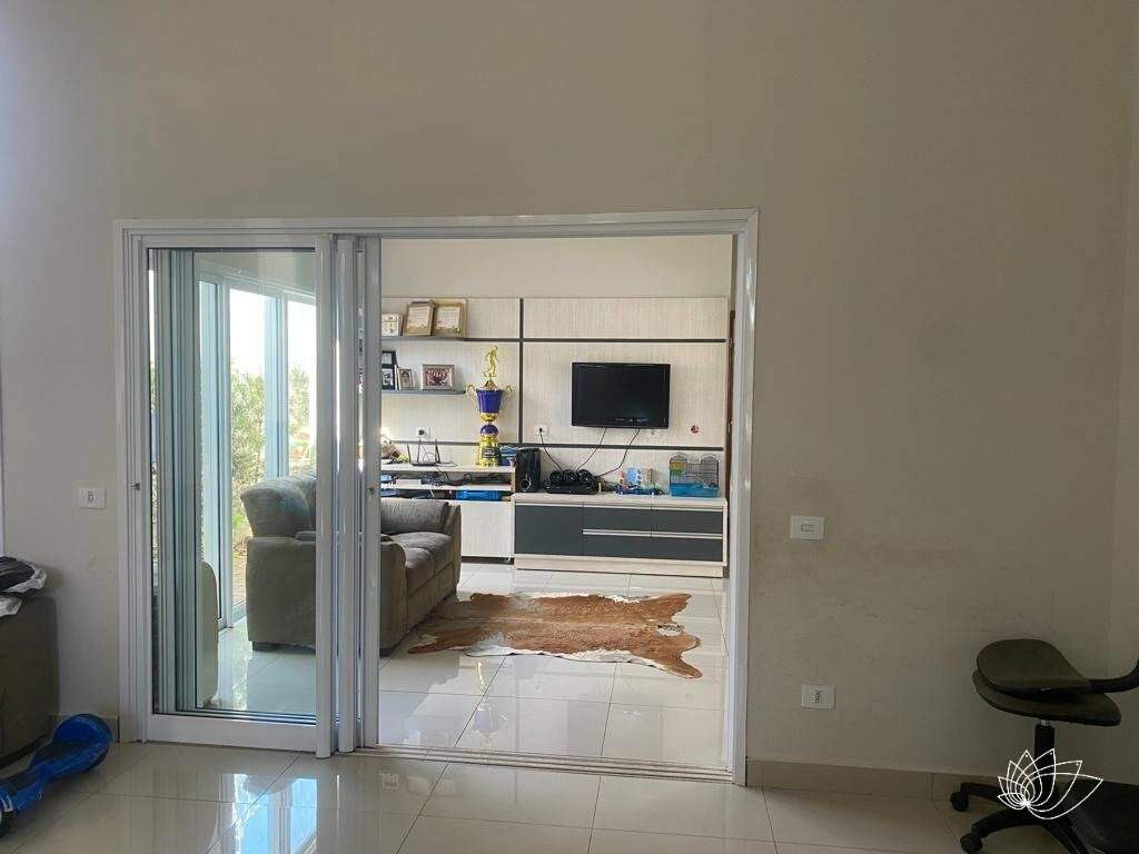 Casa à venda no Colinos: 