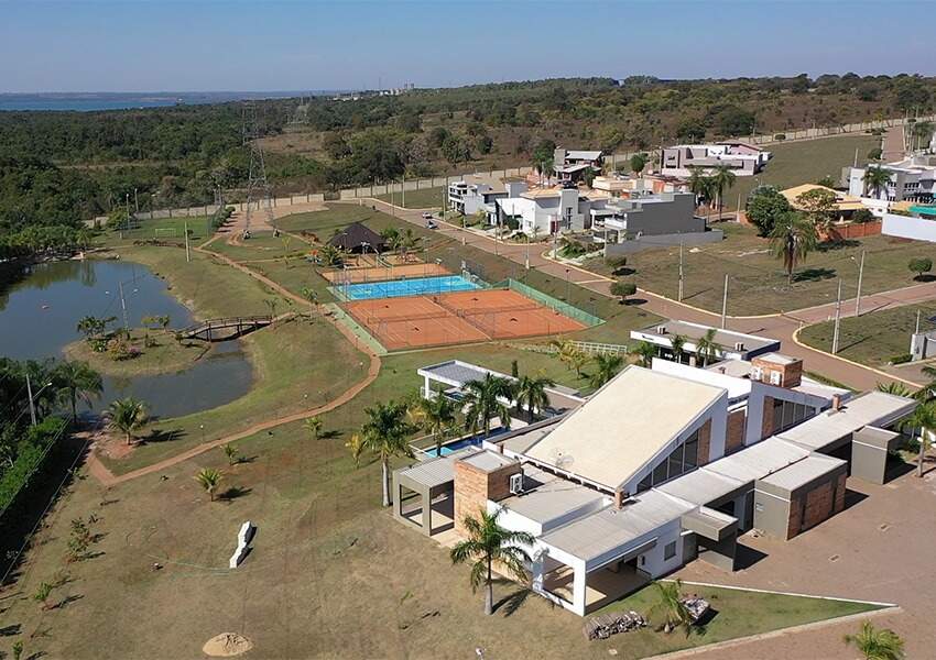 Terreno em Condomínio à venda no Village do Lago: 