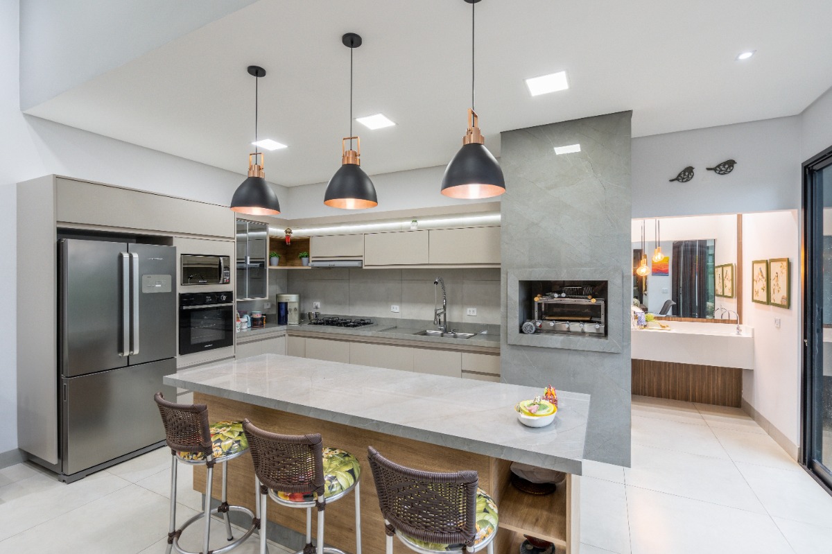 Casa em Condomínio à venda no Village do Lago: 