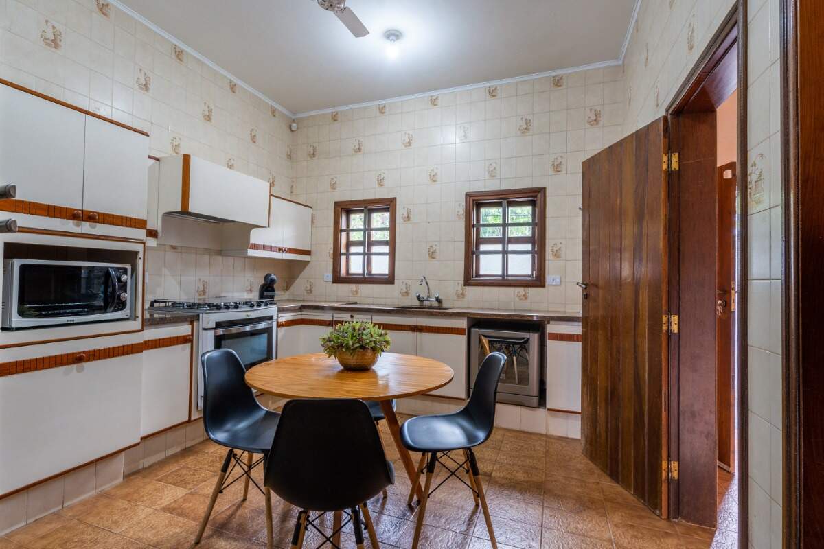 Casa à venda no Centro: 