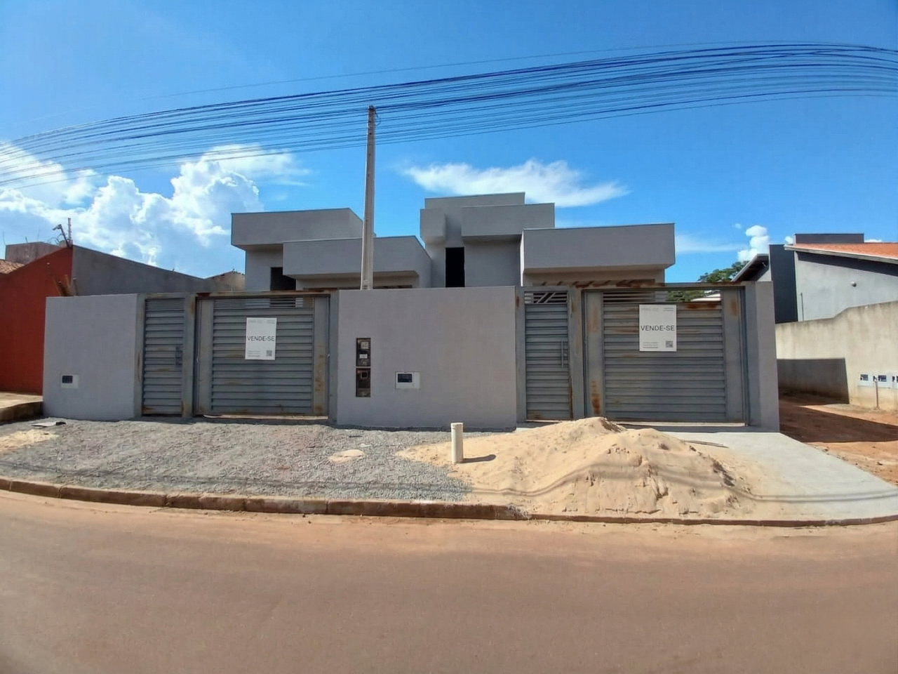 Casa à venda no Jardim das Oliveiras: 