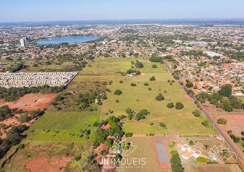 Terreno à venda no Zona Rural: 