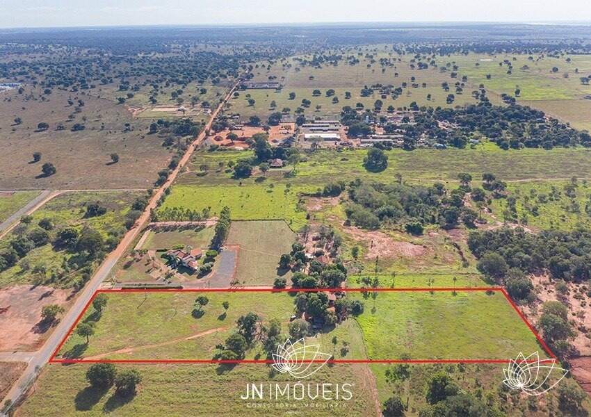 Terreno à venda no Zona Rural: 