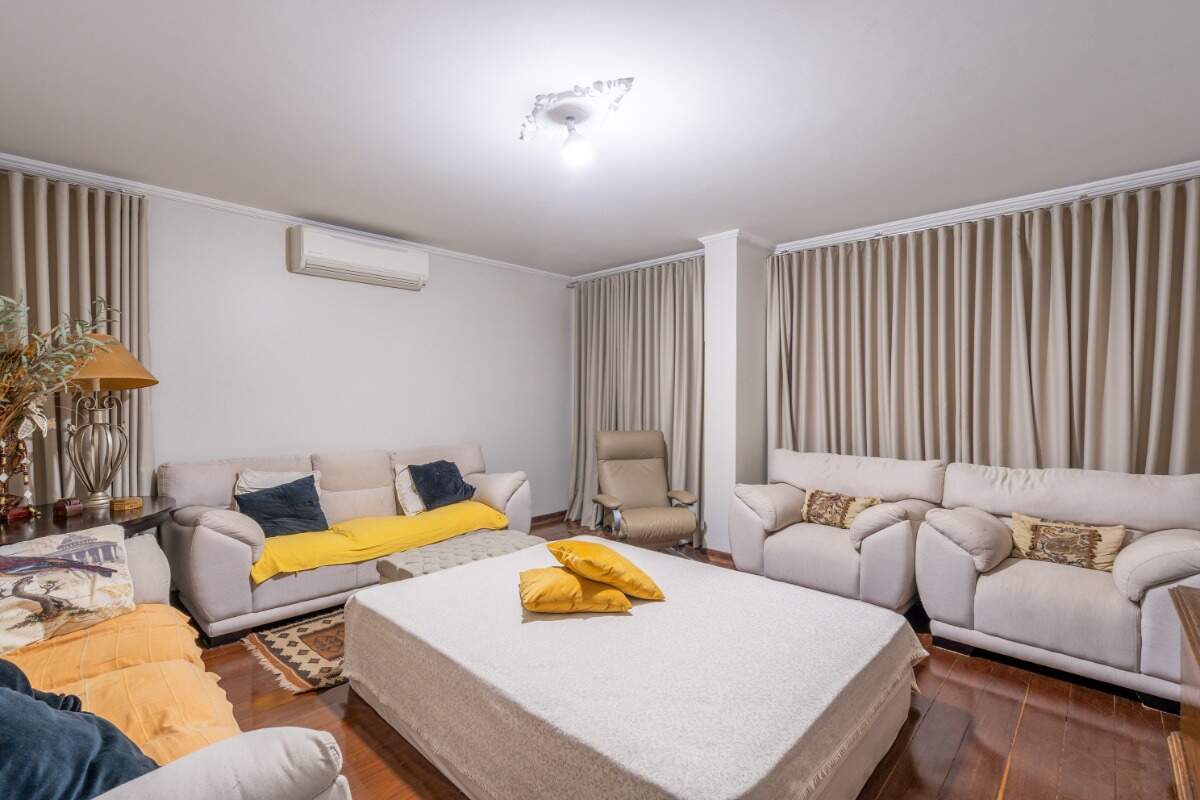 Casa à venda no Centro: 