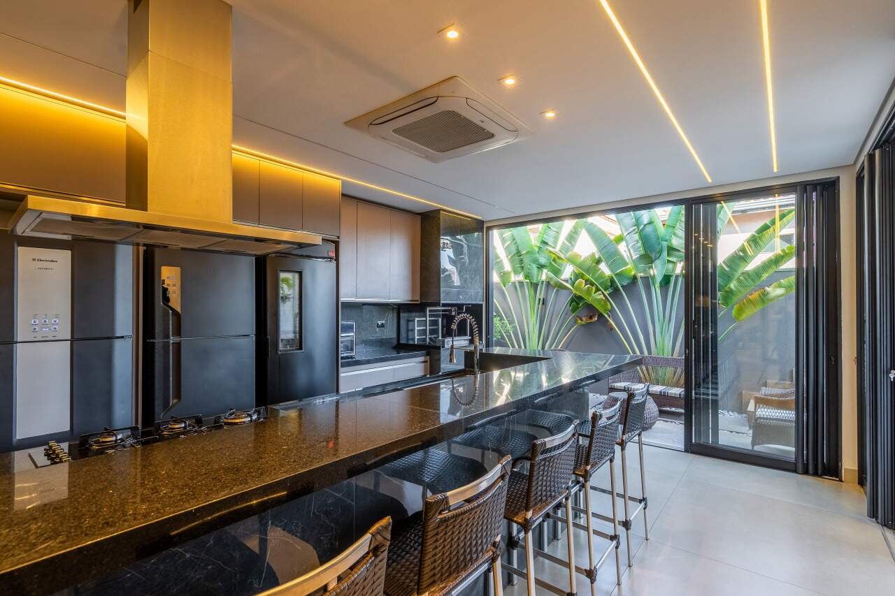 Casa em Condomínio à venda no Condomínio Portal Das Águas: 