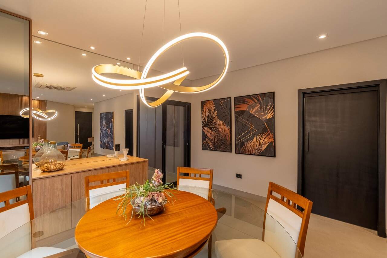 Casa em Condomínio à venda no Condomínio Portal Das Águas: 