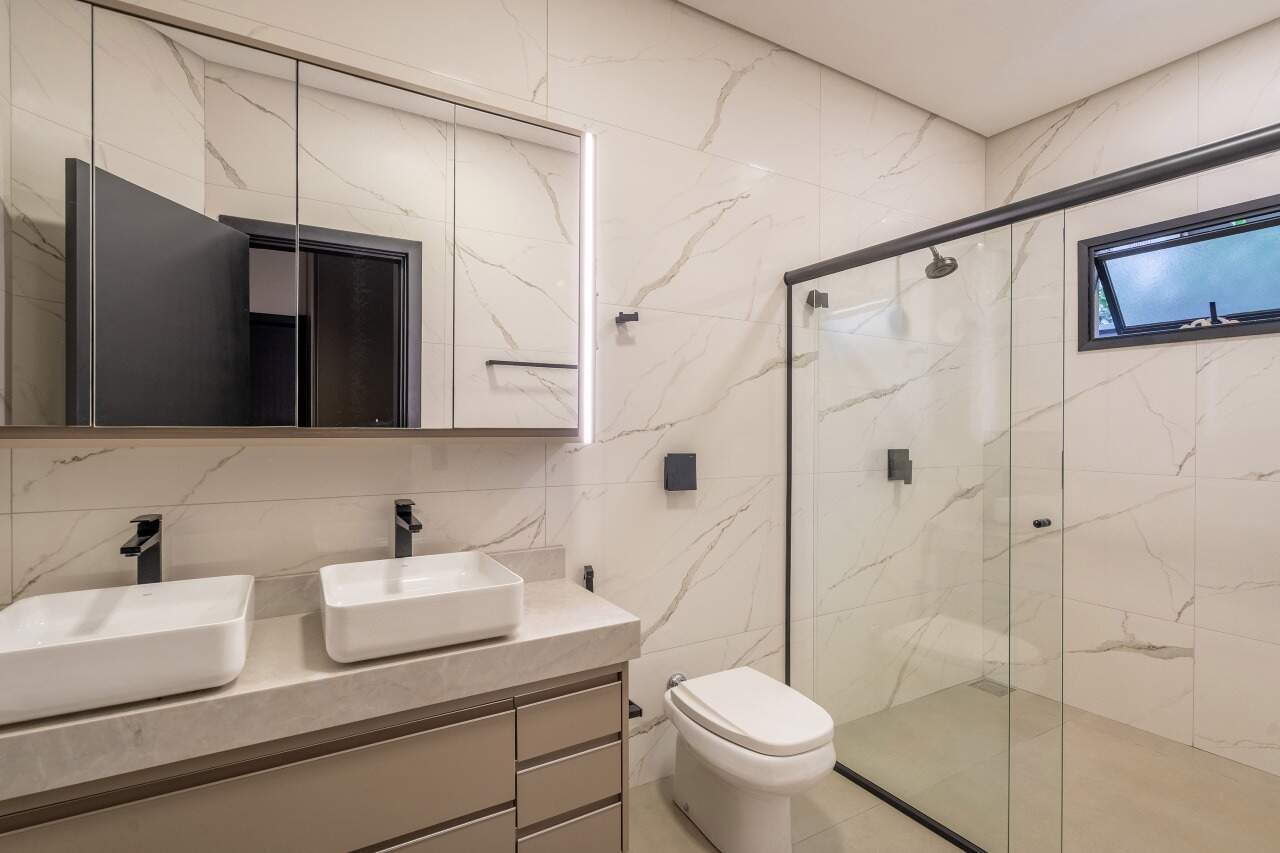 Casa em Condomínio à venda no Condomínio Portal Das Águas: 