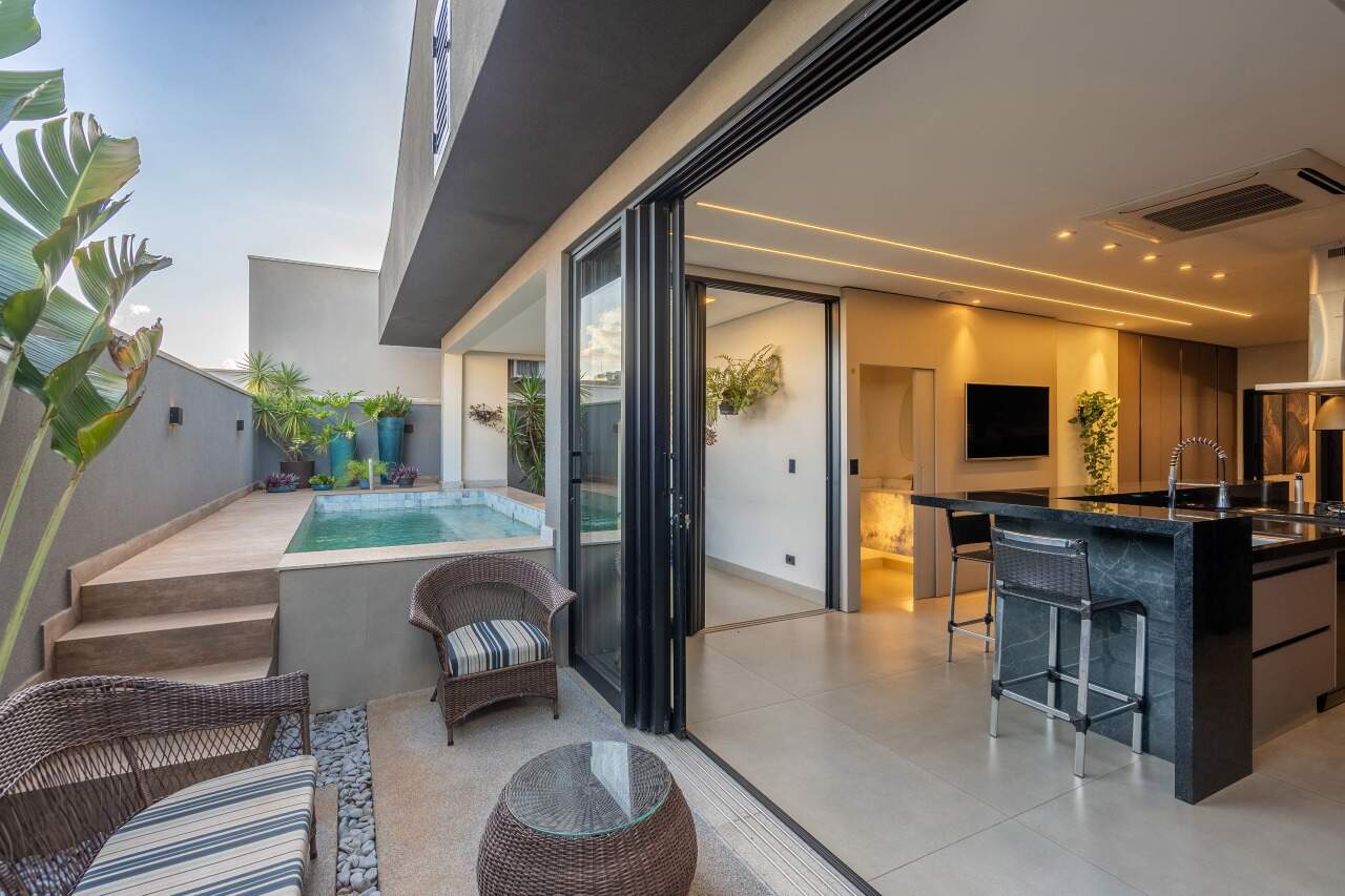 Casa em Condomínio à venda no Condomínio Portal Das Águas: 