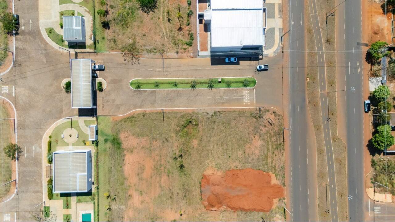 Terreno à venda no Jardim Alvorada: