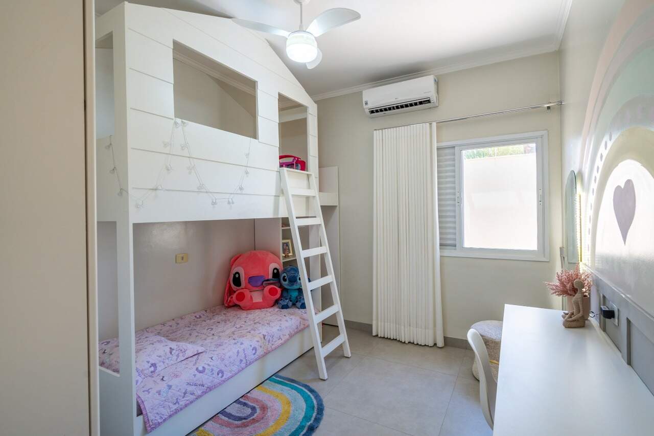 Casa à venda no Jardim dos Ipês III: 