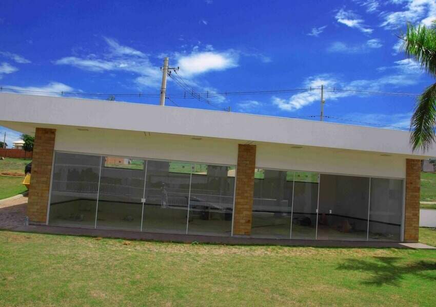 Terreno em Condomínio à venda no Village do Lago: 