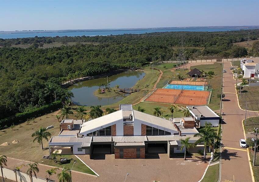 Terreno em Condomínio à venda no Village do Lago: