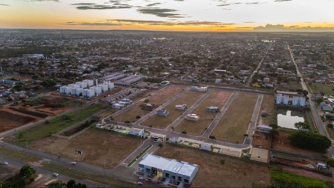 Terreno em Condomínio à venda no Condomínio Residencial Terra Ville: 