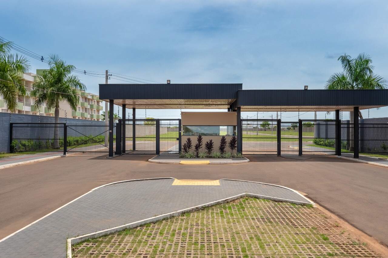 Terreno em Condomínio à venda no Sun Lake: