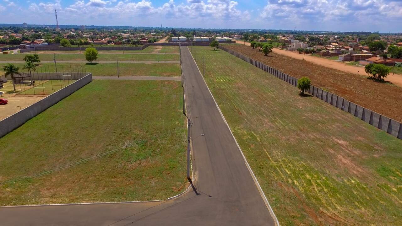 Terreno em Condomínio à venda no Sun Lake: 