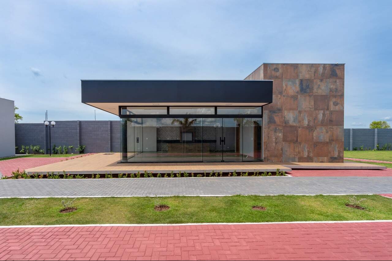 Terreno em Condomínio à venda no Sun Lake: 