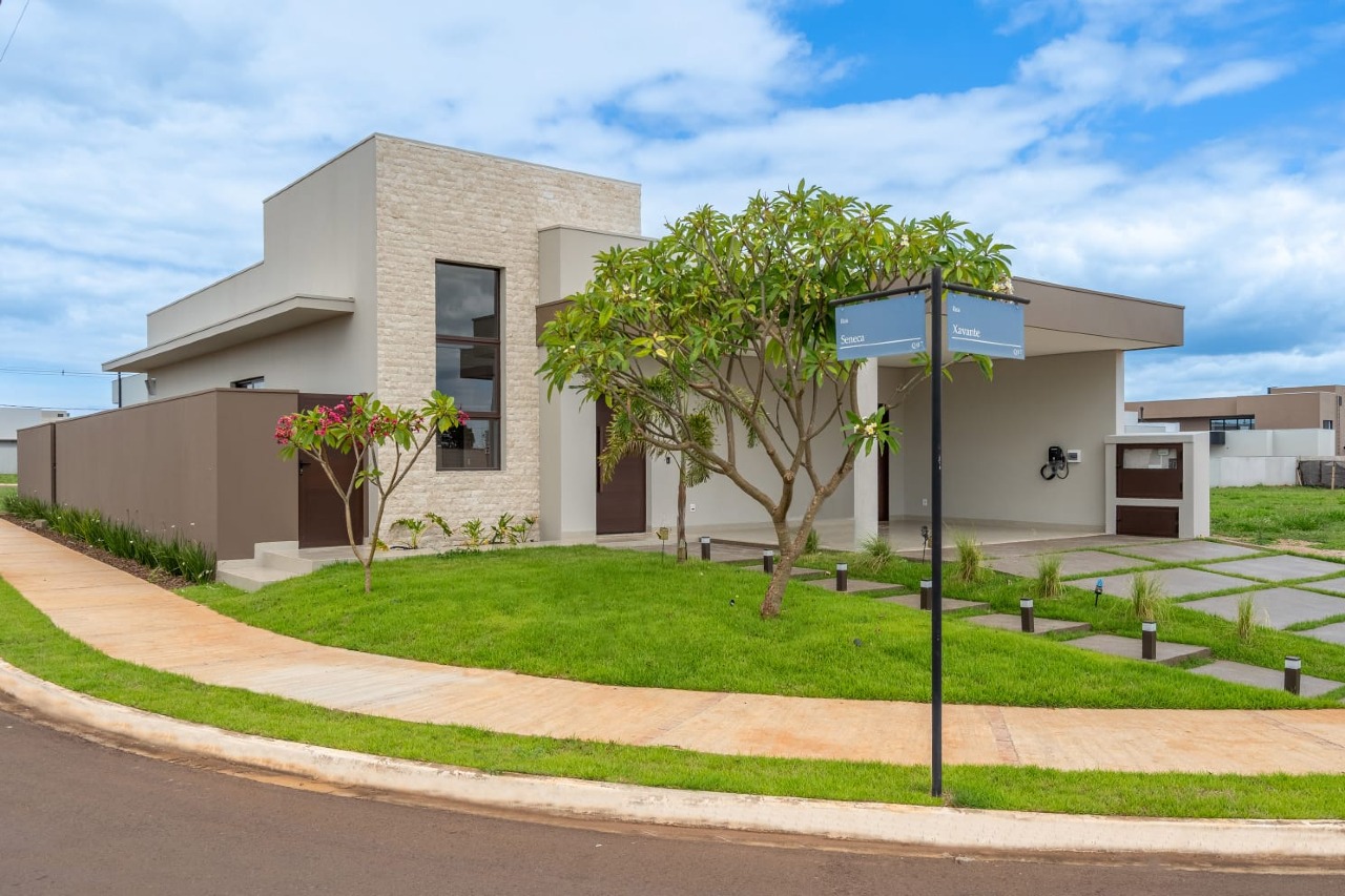 Casa em Condomínio à venda no Condomínio Villa de León: 