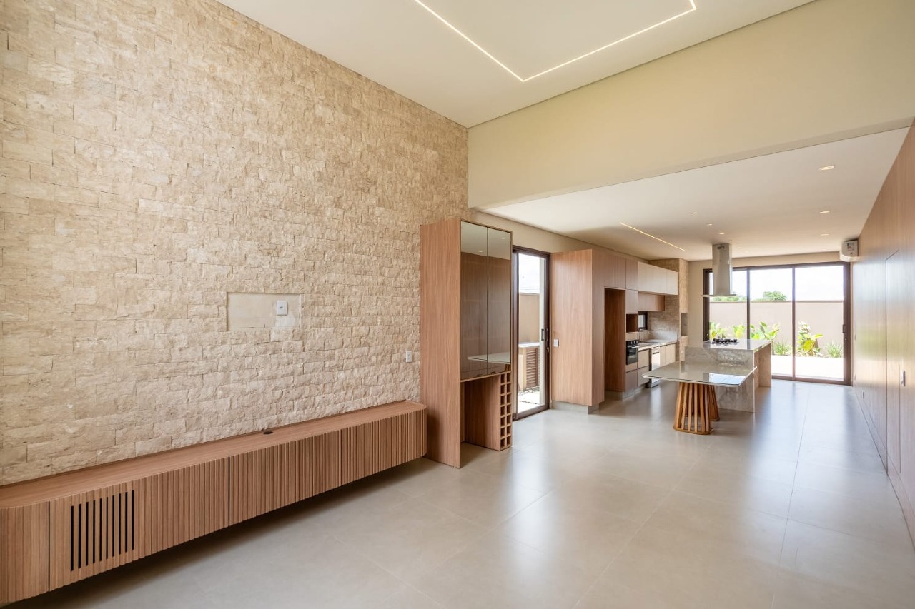 Casa em Condomínio à venda no Condomínio Villa de León: 