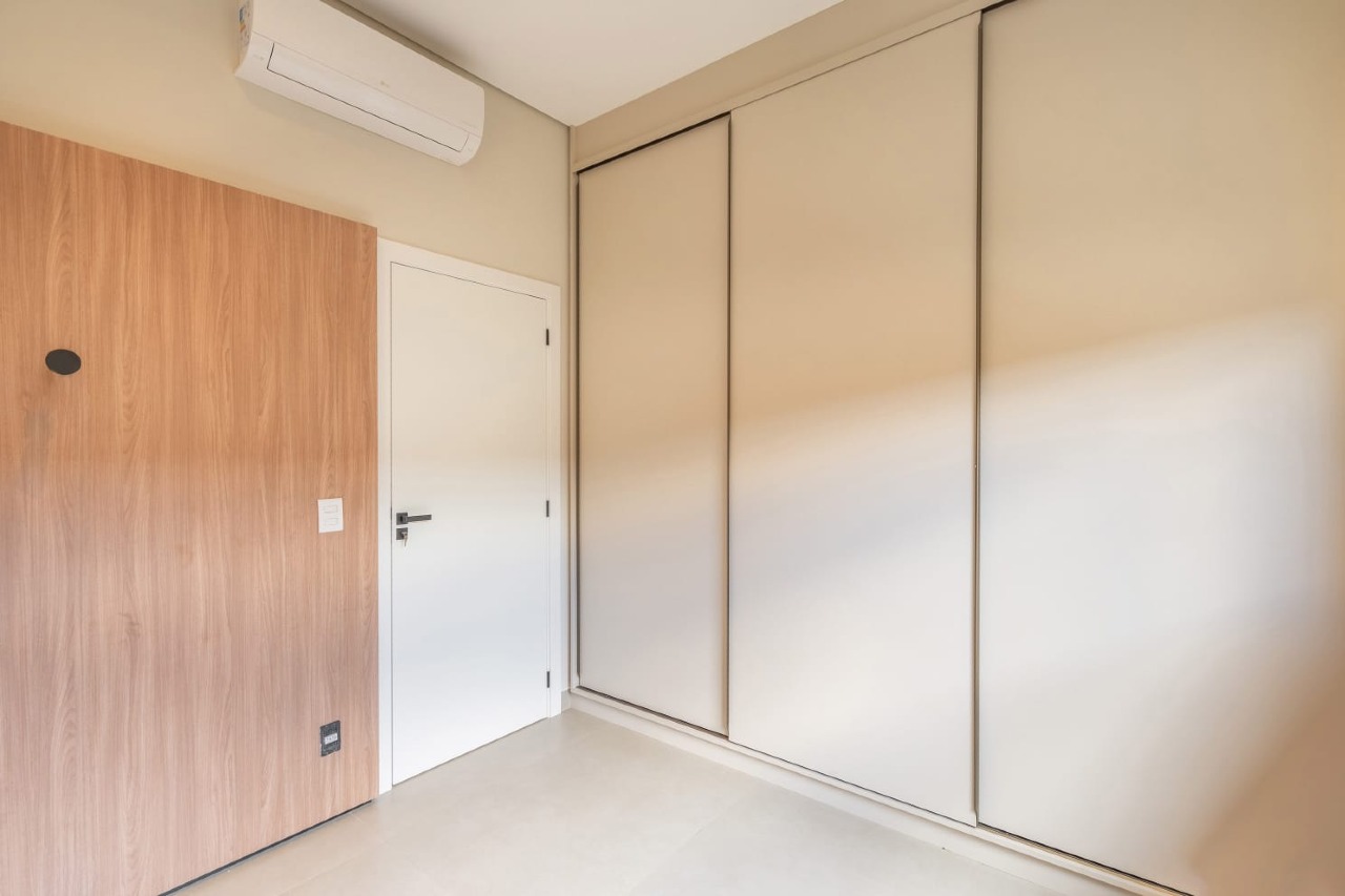 Casa em Condomínio à venda no Condomínio Villa de León: 