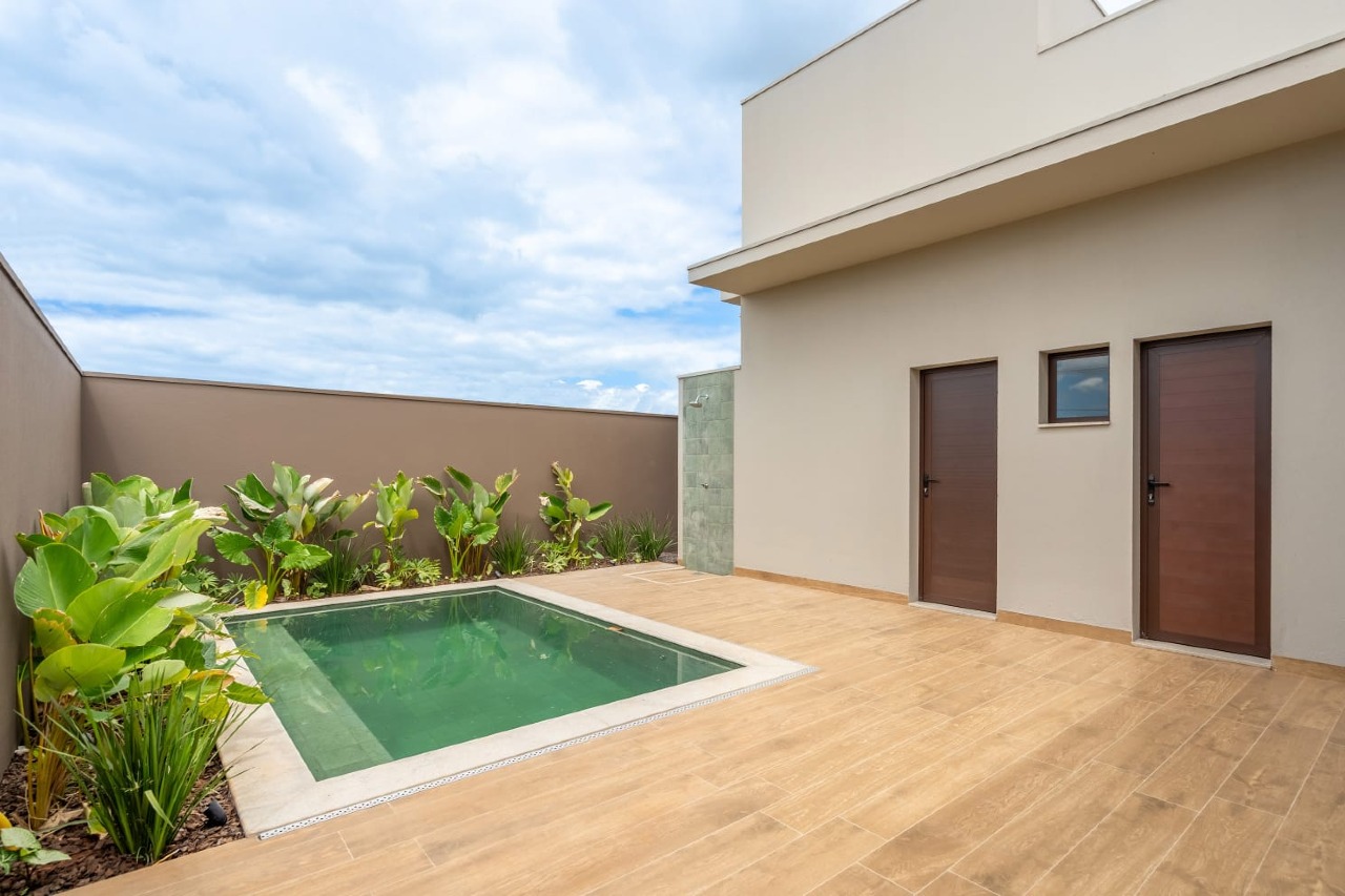 Casa em Condomínio à venda no Condomínio Villa de León: 