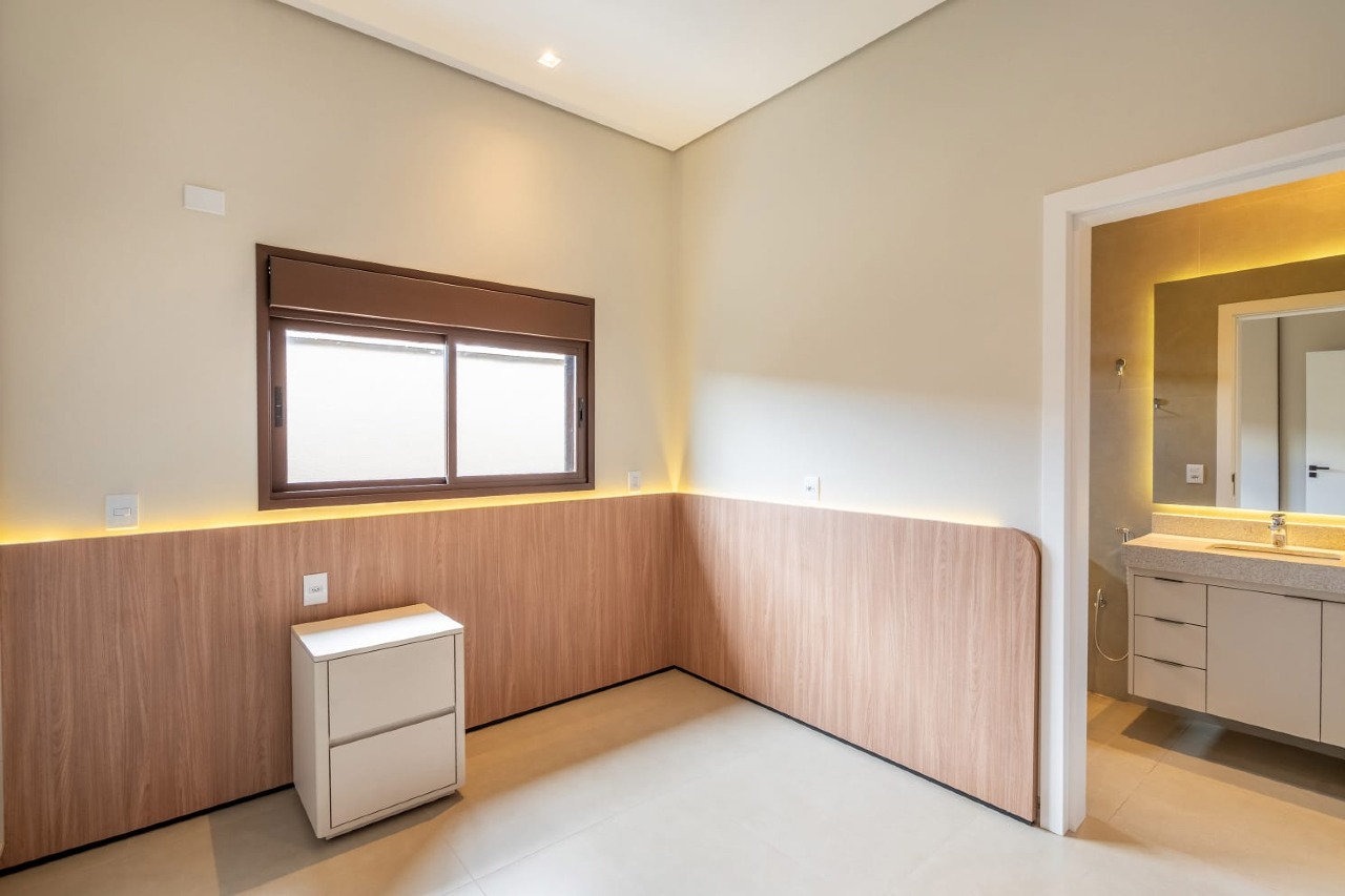 Casa em Condomínio à venda no Condomínio Villa de León: 