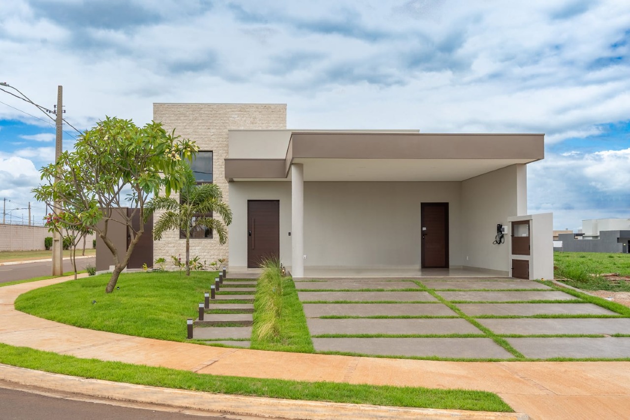 Casa em Condomínio à venda no Condomínio Villa de León: 