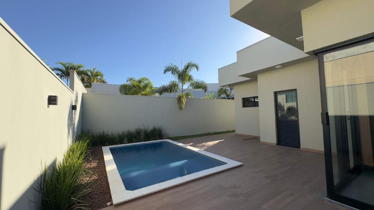 Casa em Condomínio à venda no Condomínio Portal Das Águas: 