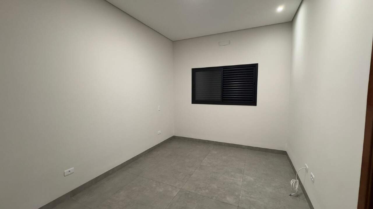 Casa em Condomínio à venda no Condomínio Portal Das Águas: 