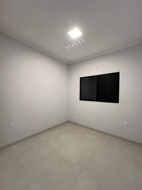 Casa à venda no Santos Dumont: 