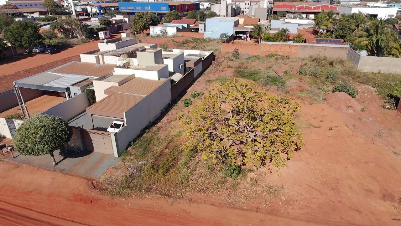 Terreno à venda no Jardim Alvorada: