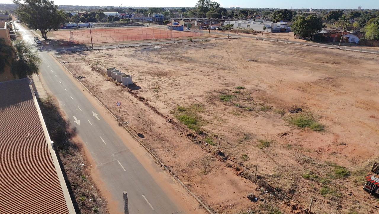 Terreno à venda no Vila Guanabara: 