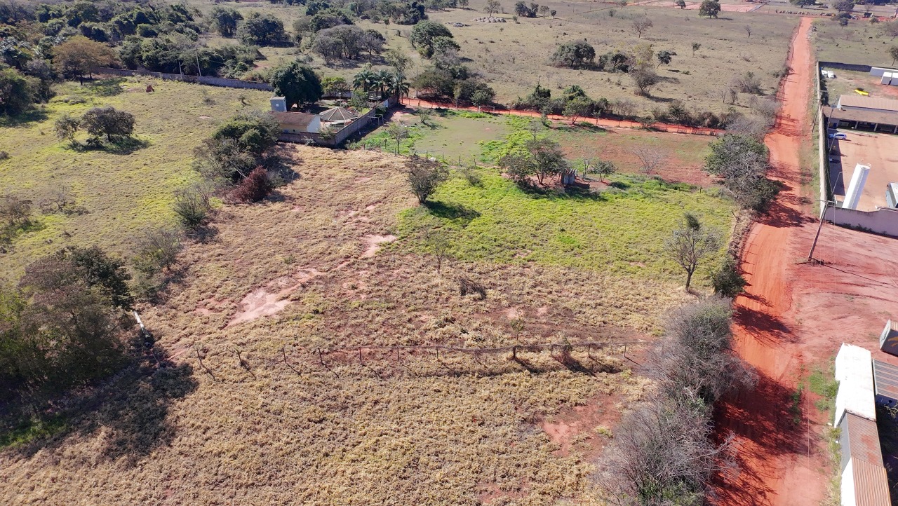 Terreno à venda no Chácara Imperial: 