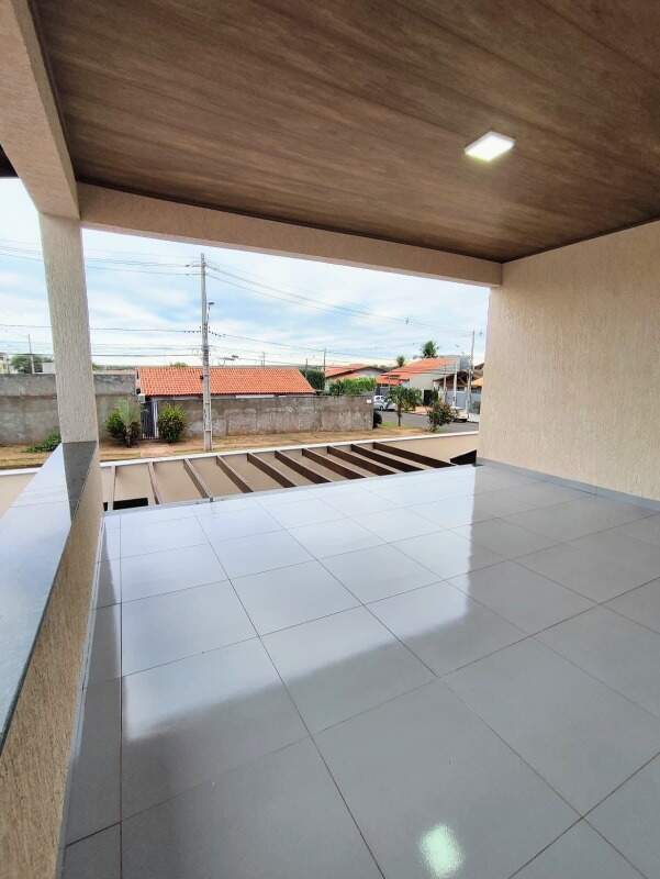 Casa à venda no Jardim dos Ipes: