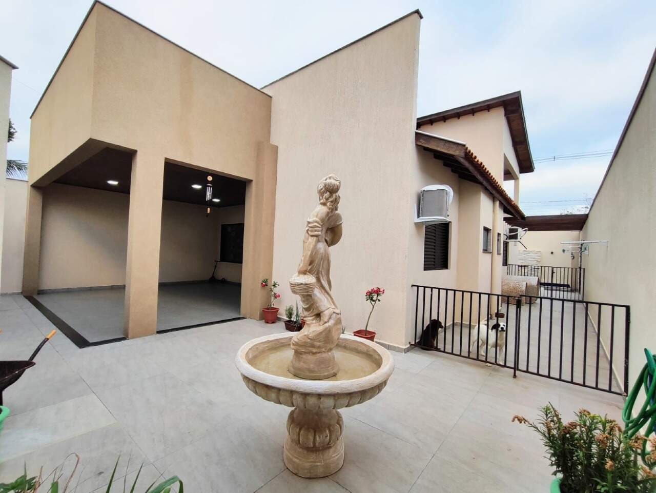 Casa à venda no Jardim dos Ipes: