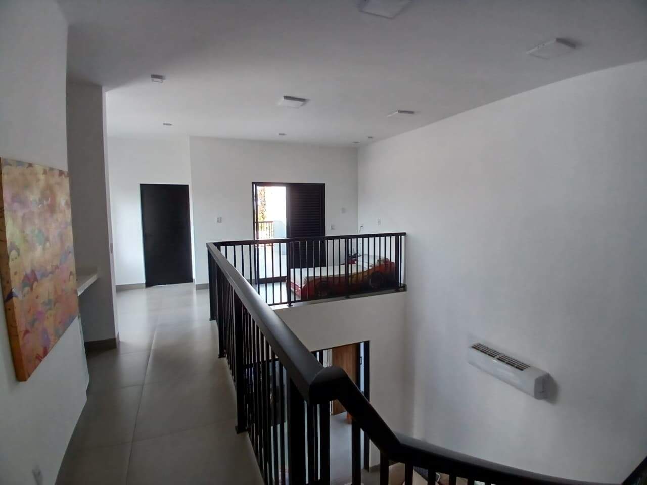 Casa em Condomínio à venda no Village do Lago: