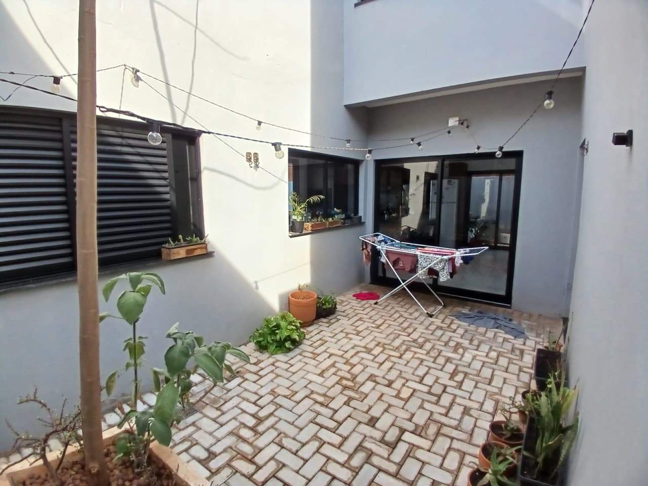 Casa em Condomínio à venda no Village do Lago: