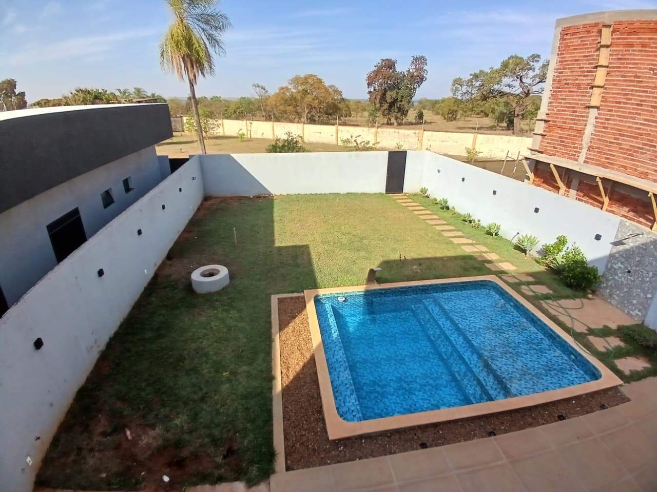 Casa em Condomínio à venda no Village do Lago: